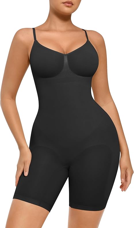 Faja enteriza mujer.  Tela altamente elástica en el abdomen y el trasero que ayuda a apretar la grasa del vientre y levantar el trasero.